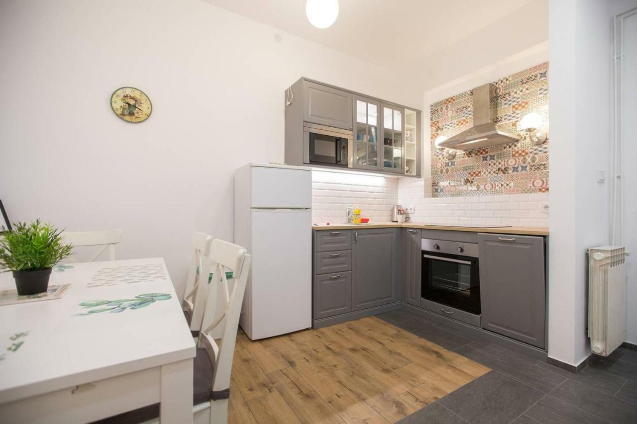 Oberiter Apartments - Center Of Zagreb, Fast Wifi, Ac, Kitchen, Parking Exteriér fotografie